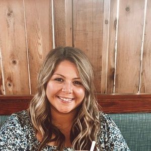 Meet your Posher, Meaghan